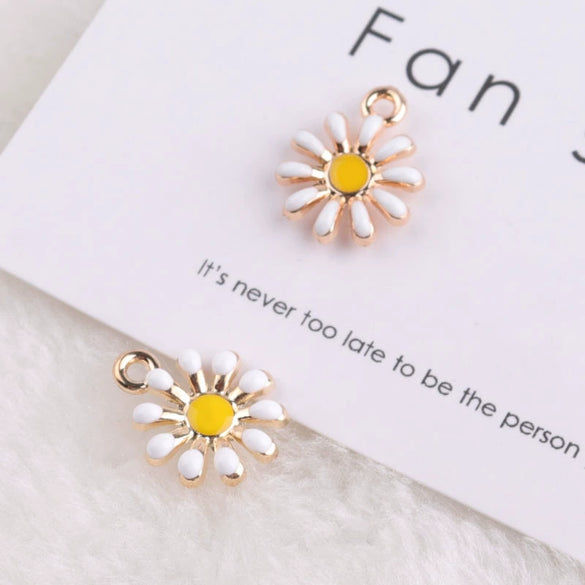Wholesale Jewelry Alloy Sun Chrysanthemum Pendant Bracelet Earrings Electroplated Natural Style
