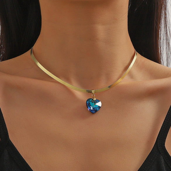 Wholesale Jewelry Artificial Crystal Love Heart Pendant Necklace And Earrings Set With Snake Chain And Electroplating