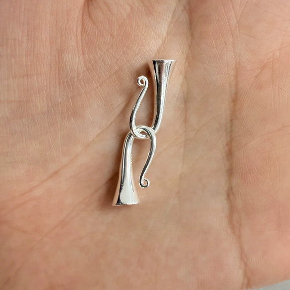 Wholesale Jewelry Buckle Material S925 Sterling Silver Simple Style With Speaker Pattern And Electroplating Processing For Diy Bracelet And Necklace
