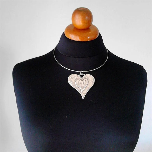 Chinoiserie Flower Alloy Women'S Choker