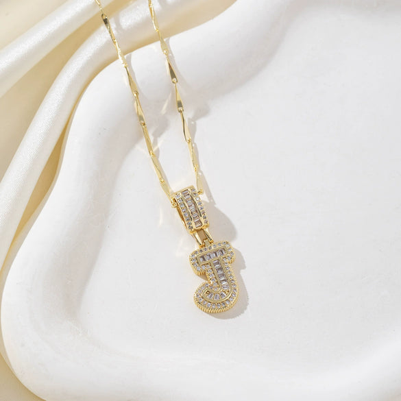 Wholesale Jewelry Copper Alloy Micropaved Zircon Letter Pendant Necklace Set With Diamonds Melon Seed Chain Unisex