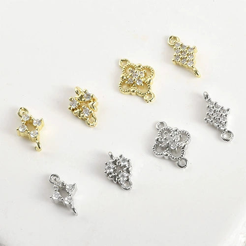 Wholesale Jewelry Copper Electroplated Four Leaf Flower Zircon Inlaid Pendant Bracelet Necklace Accessories