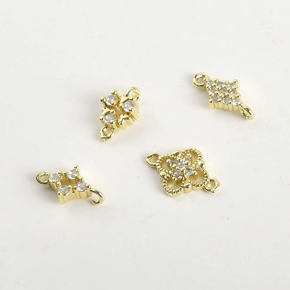 Wholesale Jewelry Copper Electroplated Four Leaf Flower Zircon Inlaid Pendant Bracelet Necklace Accessories