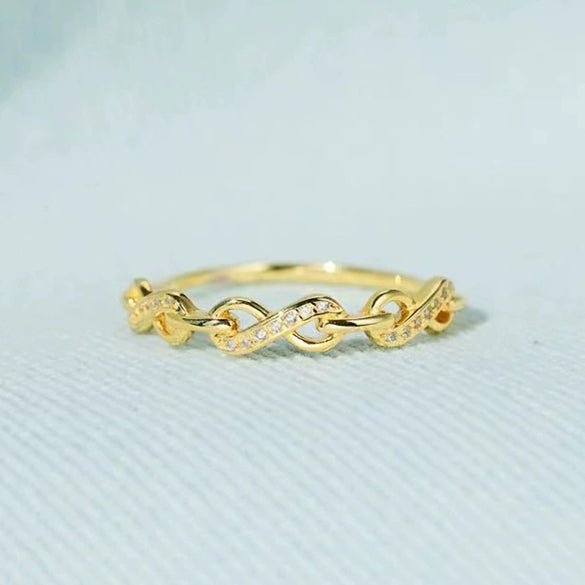 Wholesale Jewelry Copper Geometric M?bius Ring With Zirconia For Women Fashion Design