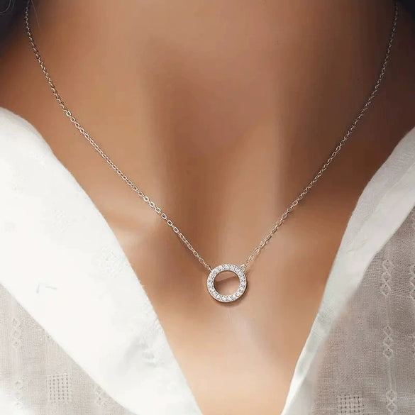 Wholesale Jewelry Copper Geometric Mixed Gemstone Setting Zirconia O Word Chain Women's Simple Minimalist Necklace