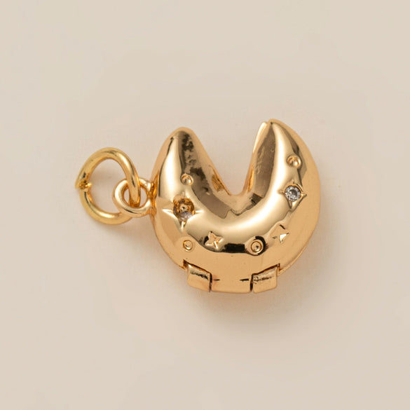 Wholesale Jewelry Copper Heart Shape Electroplating Pendant Necklace With Sun Love Ocean Horseshoe Moon Animal Starfish Conch Elements