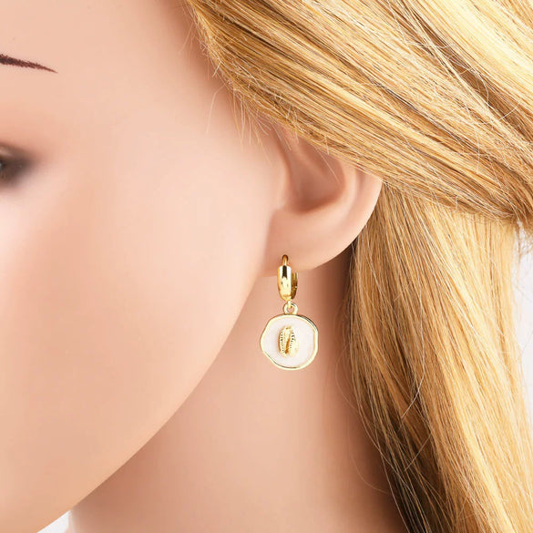 Wholesale Jewelry Copper Inlaid Shell Geometric Pendant Earrings With Electroplating For Women