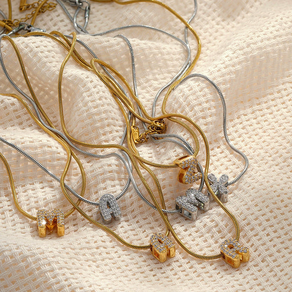 Wholesale Jewelry Copper Inlaid Zircon Letter Pendant Necklace Light Luxury Style