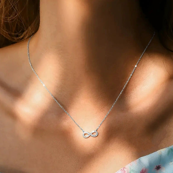 Wholesale Jewelry Copper Mixed Gemstone Setting Microinlaid Zircon Geometric Style O Word Chain Pendant Necklace For Women