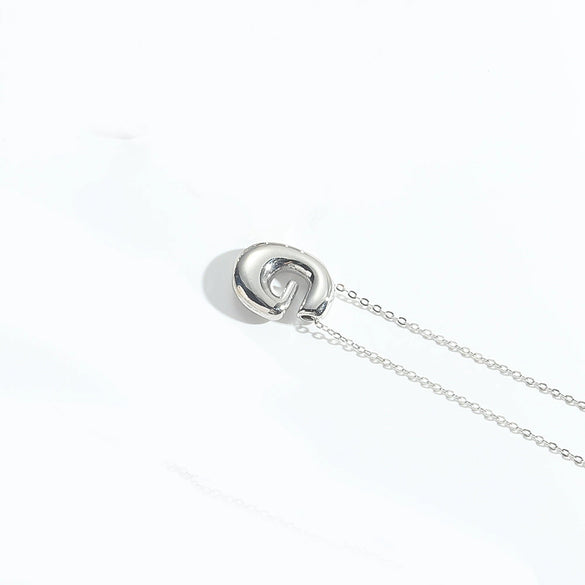 Wholesale Jewelry Copper Oshaped Chain Pendant Necklace With English Letters Pattern And Electroplating Process