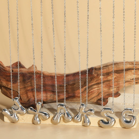 Wholesale Jewelry Copper Oshaped Chain Pendant Necklace With English Letters Pattern And Electroplating Process