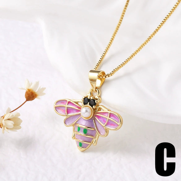 Wholesale Jewelry Copper Plated 18K Gold Butterfly Pendant Necklace With Geometric Pattern And Box Chain