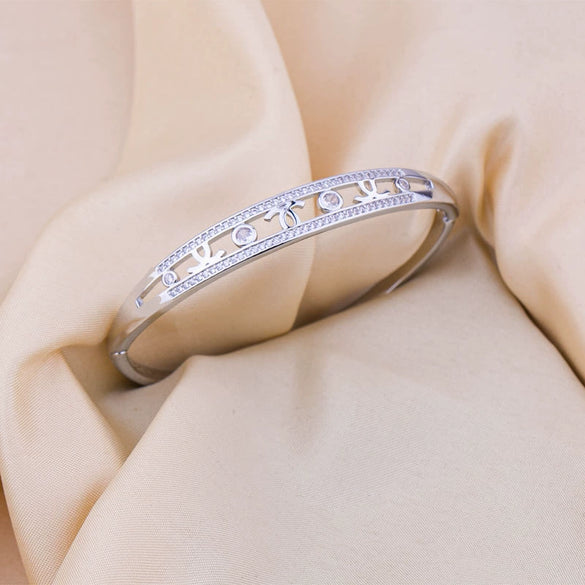 Wholesale Jewelry Copper Simple Light Luxury Electroplating Bracelet For Women