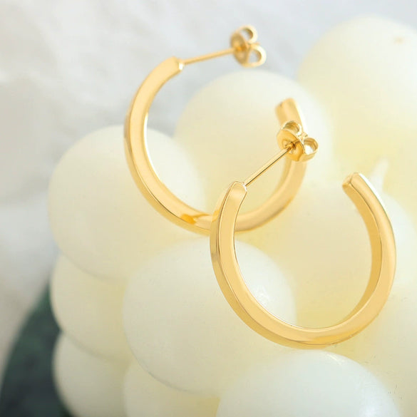 Wholesale Jewelry Cshaped 316L Stainless Steel 18K Gold Plated Personality Earrings