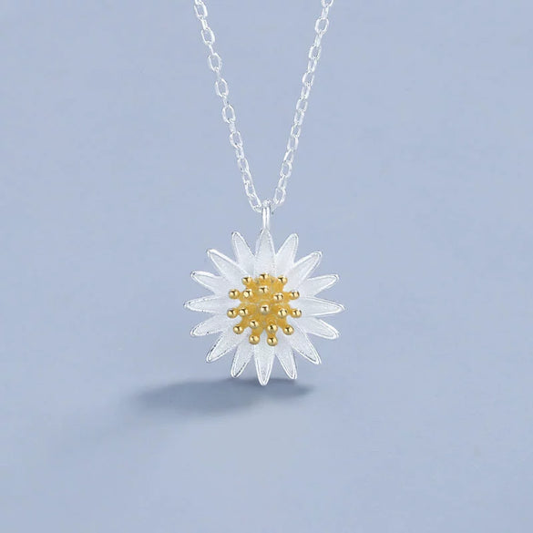 Wholesale Jewelry Daisy Style 925 Sterling Silver Necklace With Electroplating Treatment