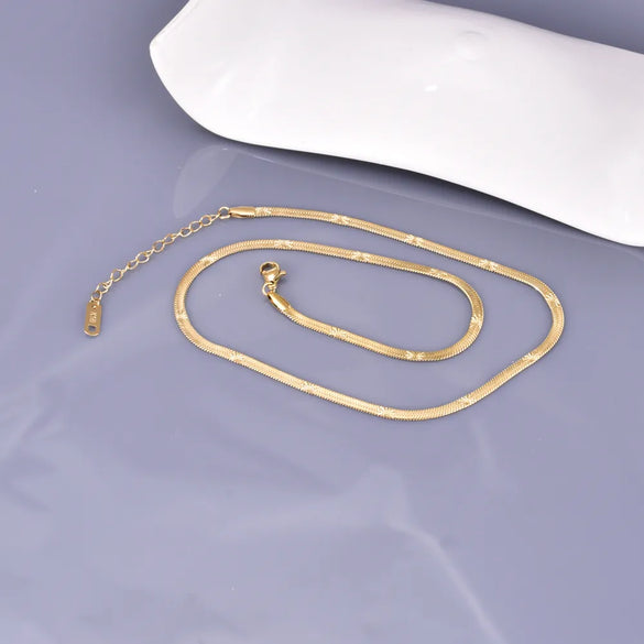Wholesale Jewelry Elegant Classic Style Solid Color 304 Stainless Steel Titanium Steel 18K Gold Plated Necklace