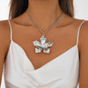 Wholesale Jewelry Elegant Retro Stereo Flower Iron Necklace Set For Women Electroplated