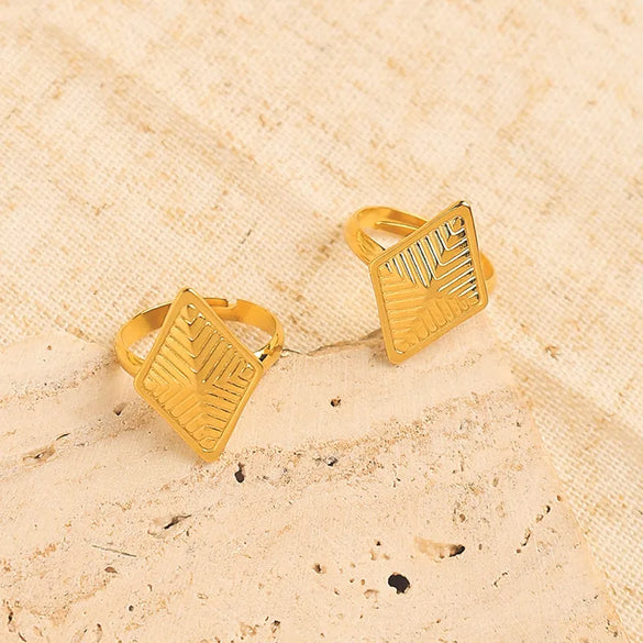 Wholesale Jewelry Elegant Simple Style Heart Shape Rhombus Bow Knot 304 Stainless Steel Zircon 14K Gold Plated Hollow Out Inlay Open Rings