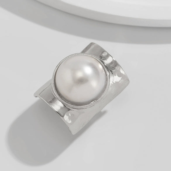 Wholesale Jewelry Exaggerated Alloy Imitation Pearl Geometric Ring With Electroplating