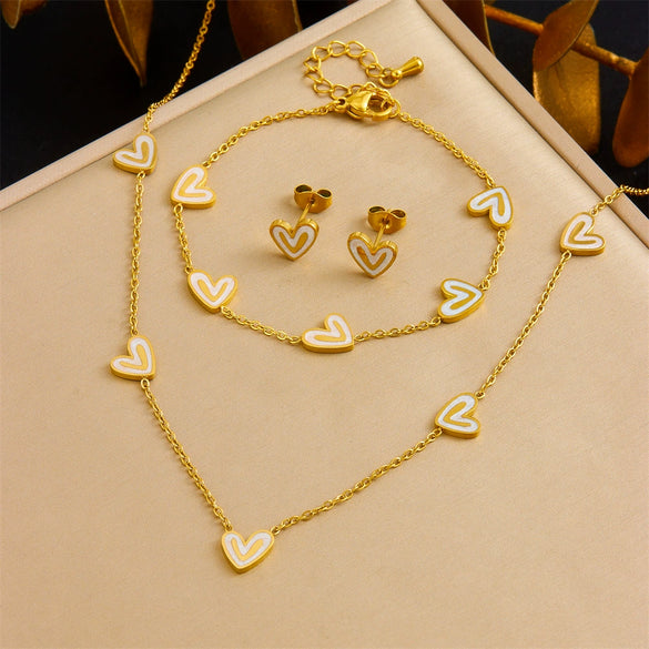 Wholesale Jewelry Fashion Exquisite Stainless Steel Love Pattern Earrings Necklace Bracelet Set With Electroplating Treatment