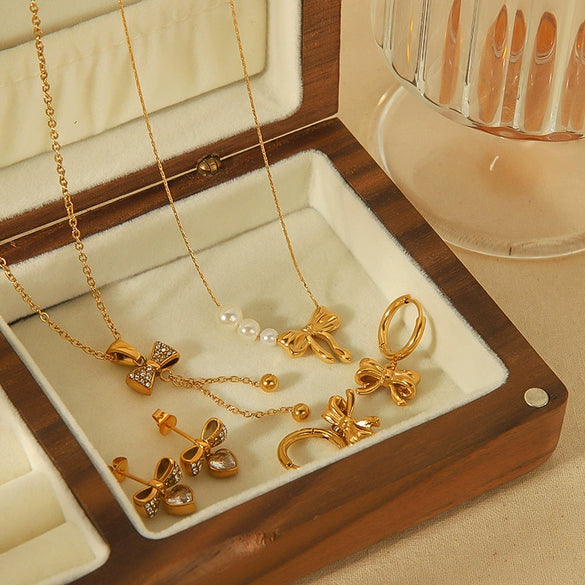 Wholesale Jewelry Fashion Geometric Stainless Steel 18K Goldplated Pearl Necklace And Bow Stud Earrings For Women