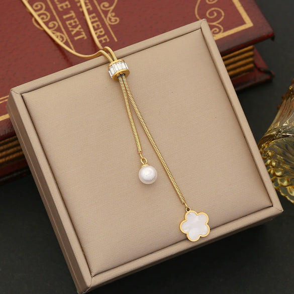 Wholesale Jewelry Fashion Stainless Steel Heart Shape And Star Pattern Pearl Tassel Clavicle Chain For Women With Electroplating Treatment