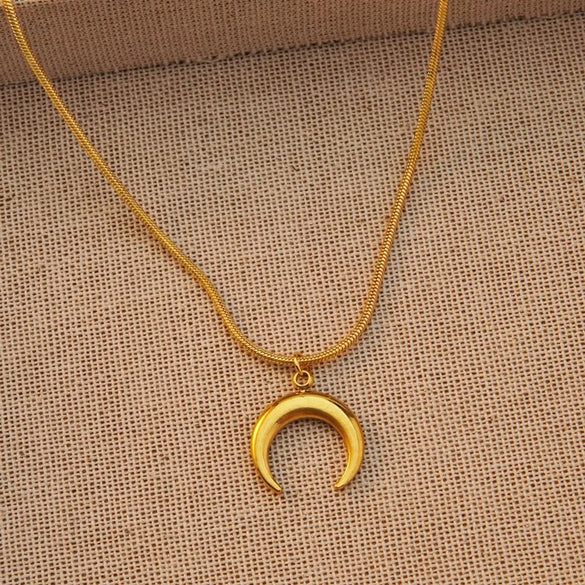 Wholesale Jewelry French Style Simple Style Classic Style Moon 304 Stainless Steel 18K Gold Plated Plating Pendant Necklace