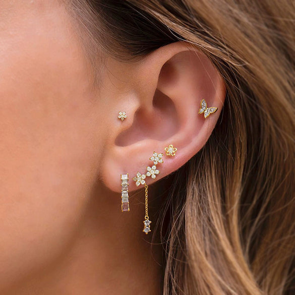 Wholesale Jewelry Fresh Style Star And Moon Pattern Zircon Butterfly Earrings Set With Copper 225 Silver Needle And Real Gold Plating