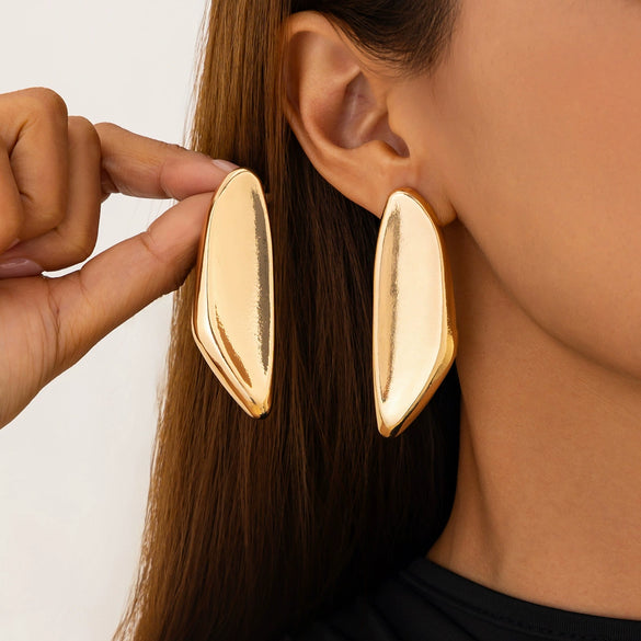 Wholesale Jewelry Geometric Alloy Electroplated Love Earrings For Women