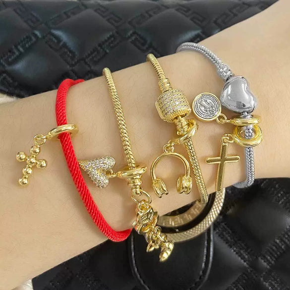 Wholesale Jewelry Geometric Copper 18K Gold Plated Electroplating Love Cross Bracelet Unisex Accessories