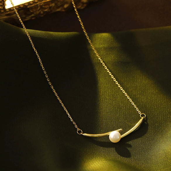 Wholesale Jewelry Geometric Copper Snake Bone Chain Pendant Necklace For Women With Electroplating Treatment
