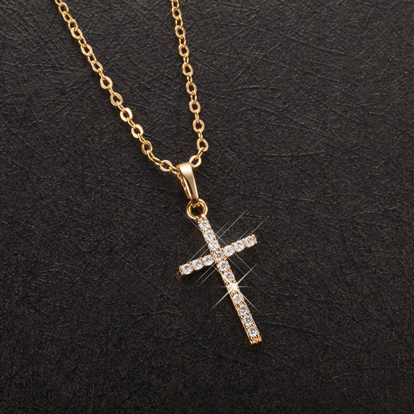 Wholesale Jewelry Geometric Cross Pendant Necklace With Twisted Chain Alloy Electroplated