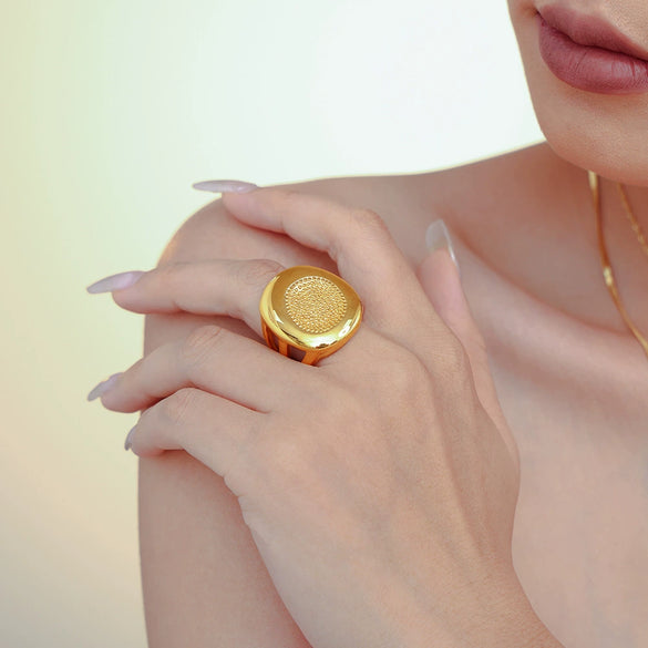 Wholesale Jewelry Geometric Palm Pattern Titanium Steel Pvd Goldplated Ring
