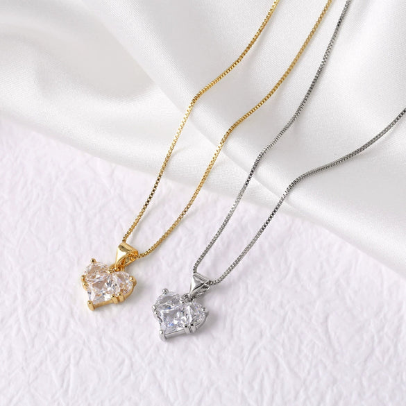 Wholesale Jewelry Heart Pendant Necklace Women's Gold Plated Copper Zircon With Geometric Design And Electroplating Process