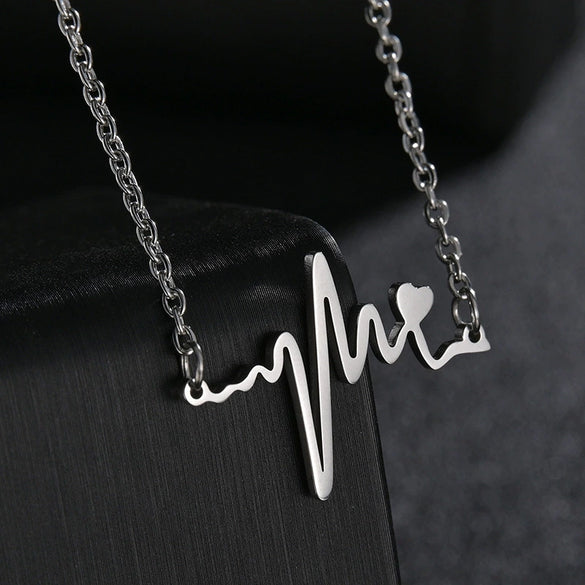 Wholesale Jewelry Heart Shape Titanium Steel Necklace Electroplating Polishing