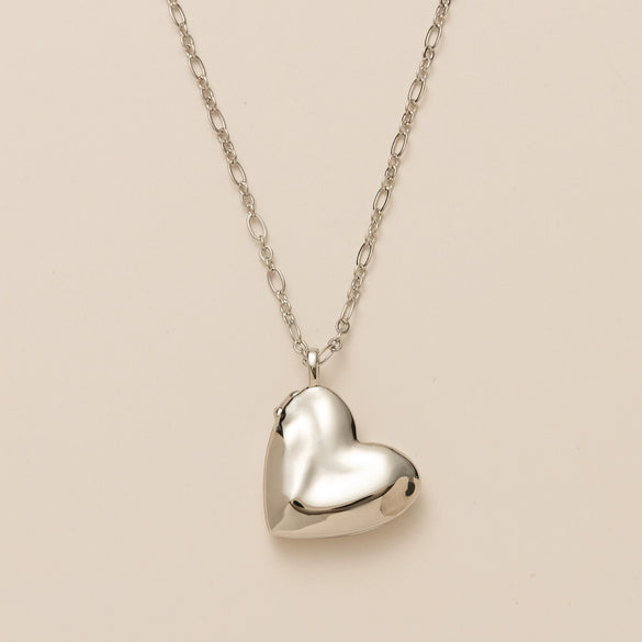 Wholesale Jewelry Heartshaped Copper Pendant Necklace With Gold Plated Electroplating For Women