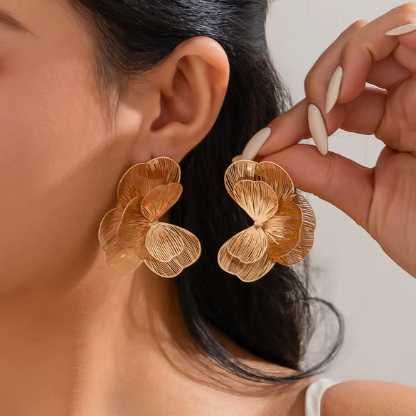 Wholesale Jewelry Highend Hollow Ginkgo Leaf Flower Metal Earrings Copper Electroplating For Women