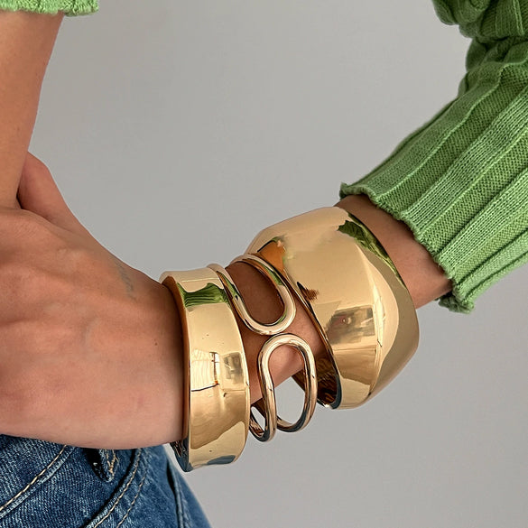 Wholesale Jewelry Hiphop Geometric Irregular Alloy Electroplated Bracelet