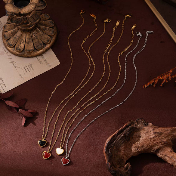 Wholesale Jewelry Imitation Natural Stone Red Agate Heartshaped Pendant Necklace Earrings Titanium Steel Electroplated 18K Gold