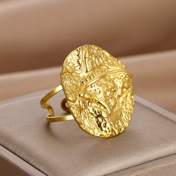 Wholesale Jewelry Lava Pleated Hammer Pattern Stainless Steel Ring With Geometric Wave Design And Electroplating Treatment Unisex