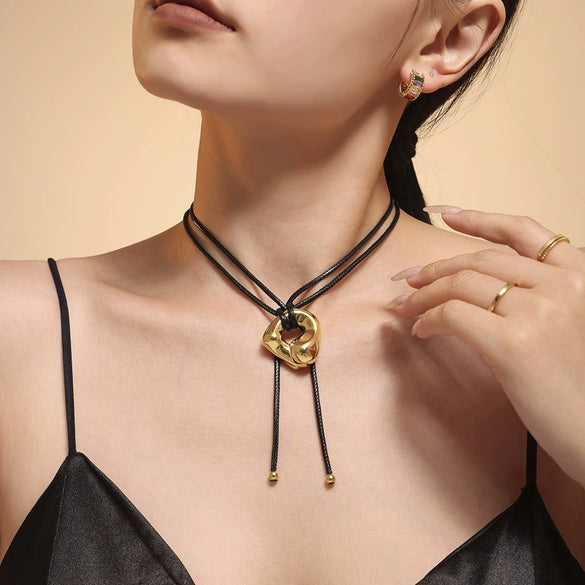 Wholesale Jewelry Leather Rope Adjustable Necklace Heavy Industry Geometric Design Titanium Steel Pvd Plated With 18K Gold For Women