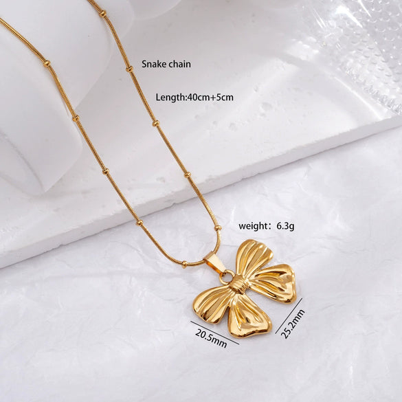 Wholesale Jewelry Light Luxury Bow Snake Bone Chain Pendant Necklace Titanium Stainless Steel Animal Zodiac Electroplated For Women