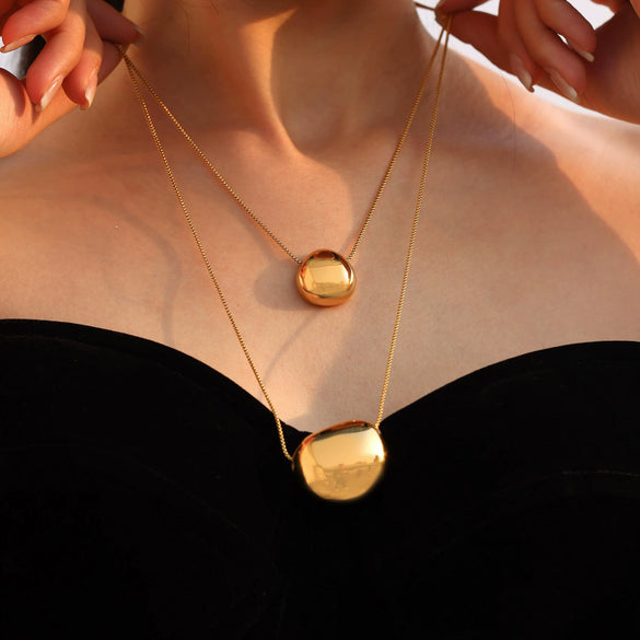 Wholesale Jewelry Light Luxury Geometric Stainless Steel And Titanium Steel Plated Gold Pendant Clavicle Necklace For Women