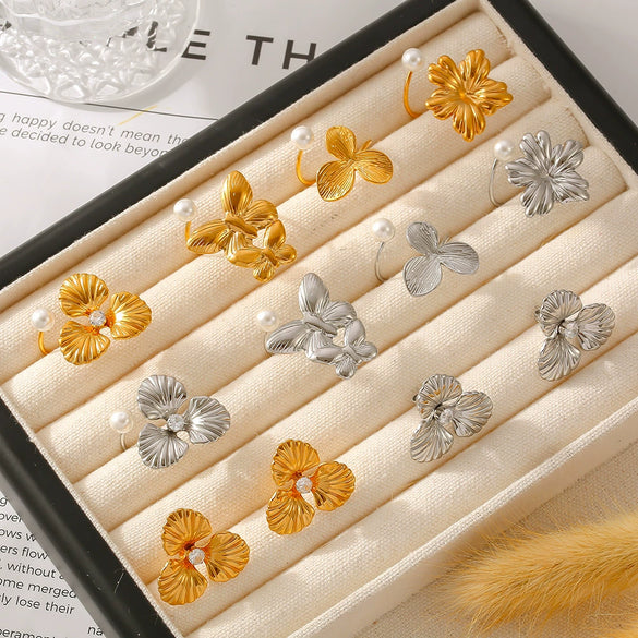 Wholesale Jewelry Light Luxury Pearl Flower 316L Stainless Steel Ring And Earrings With Electroplating