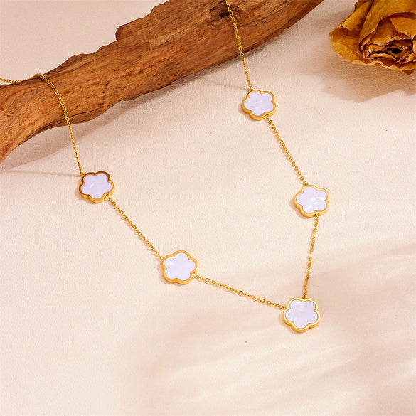 Wholesale Jewelry Light Luxury Style Titanium Steel Geometric And Five Leaf Flower Electroplated Three Piece Jewelry Set For Women