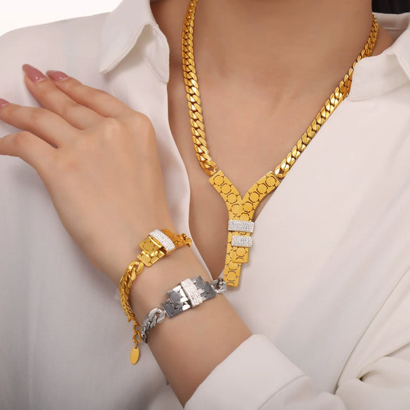 Wholesale Jewelry Light Luxury Titanium Steel Plated 18K Gold Y Letter Geometric Pendant Necklace For Women