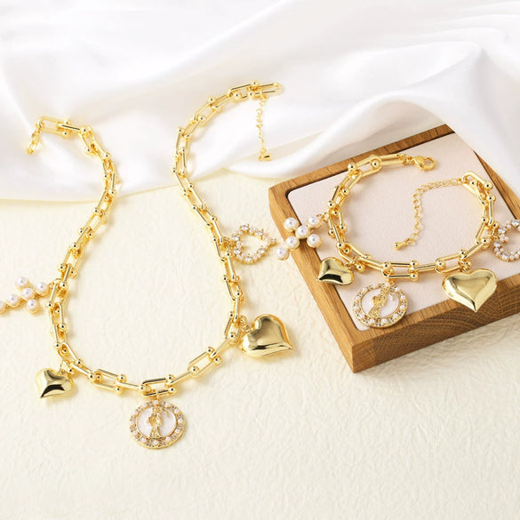 Wholesale Jewelry Minimalist Geometric Heart Copper Goldplated Necklace Set For Women