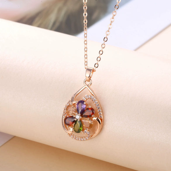 Wholesale Jewelry Natural Style Flowers Artificial Zircon Ochain Ladies Clavicle Necklace