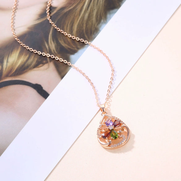 Wholesale Jewelry Natural Style Flowers Artificial Zircon Ochain Ladies Clavicle Necklace
