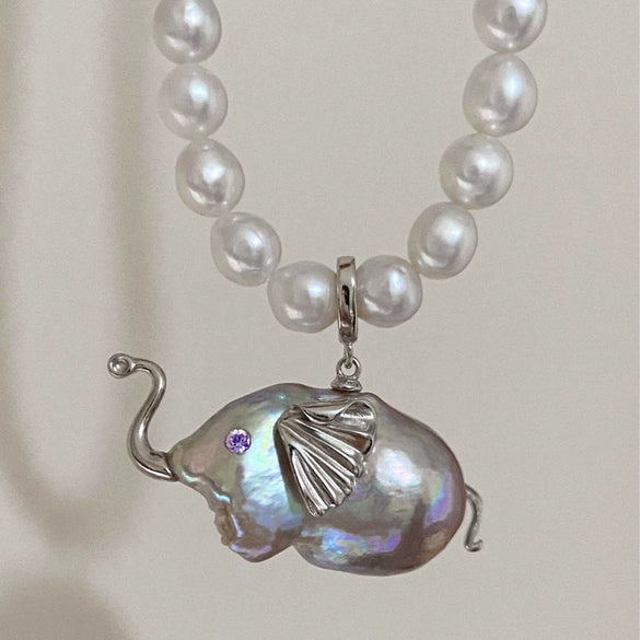 Wholesale Jewelry Retro Animal Zodiac Style Copper Titanium Steel Clown Fish Goldfish Pendant Necklace With Electroplating